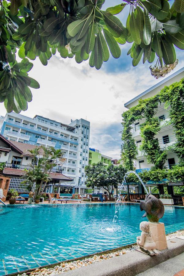 Sutus Court 7 Hotel Pattaya Ngoại thất bức ảnh
