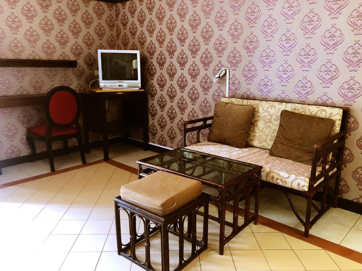 Sutus Court 7 Hotel Pattaya Ngoại thất bức ảnh