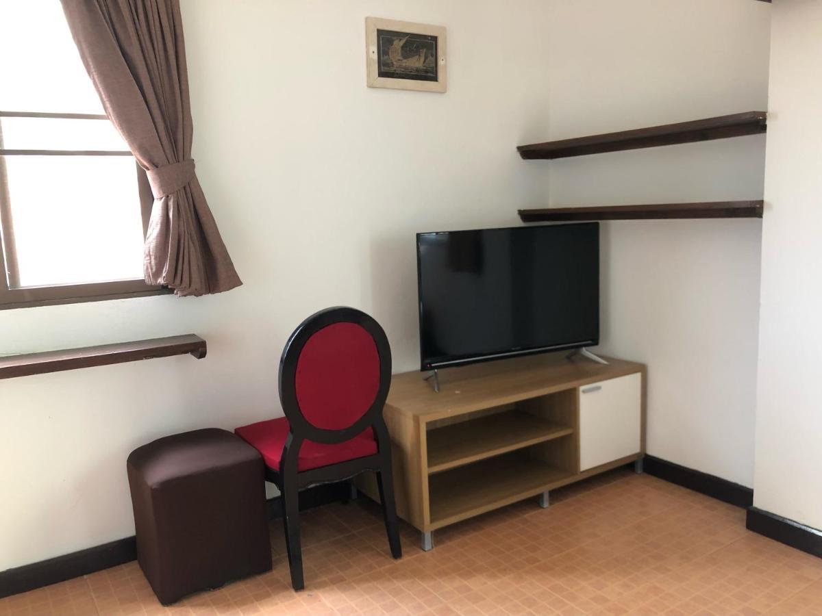 Sutus Court 7 Hotel Pattaya Ngoại thất bức ảnh