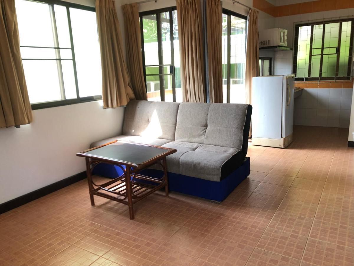Sutus Court 7 Hotel Pattaya Ngoại thất bức ảnh