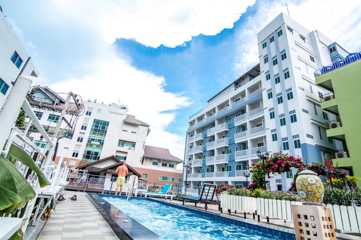 Sutus Court 7 Hotel Pattaya Ngoại thất bức ảnh